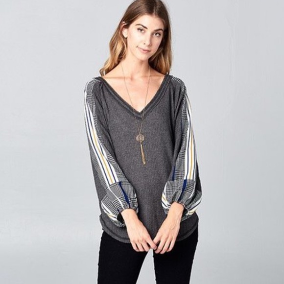 Last one Sale! π V neck waffle knit thermal - Picture 3 of 5